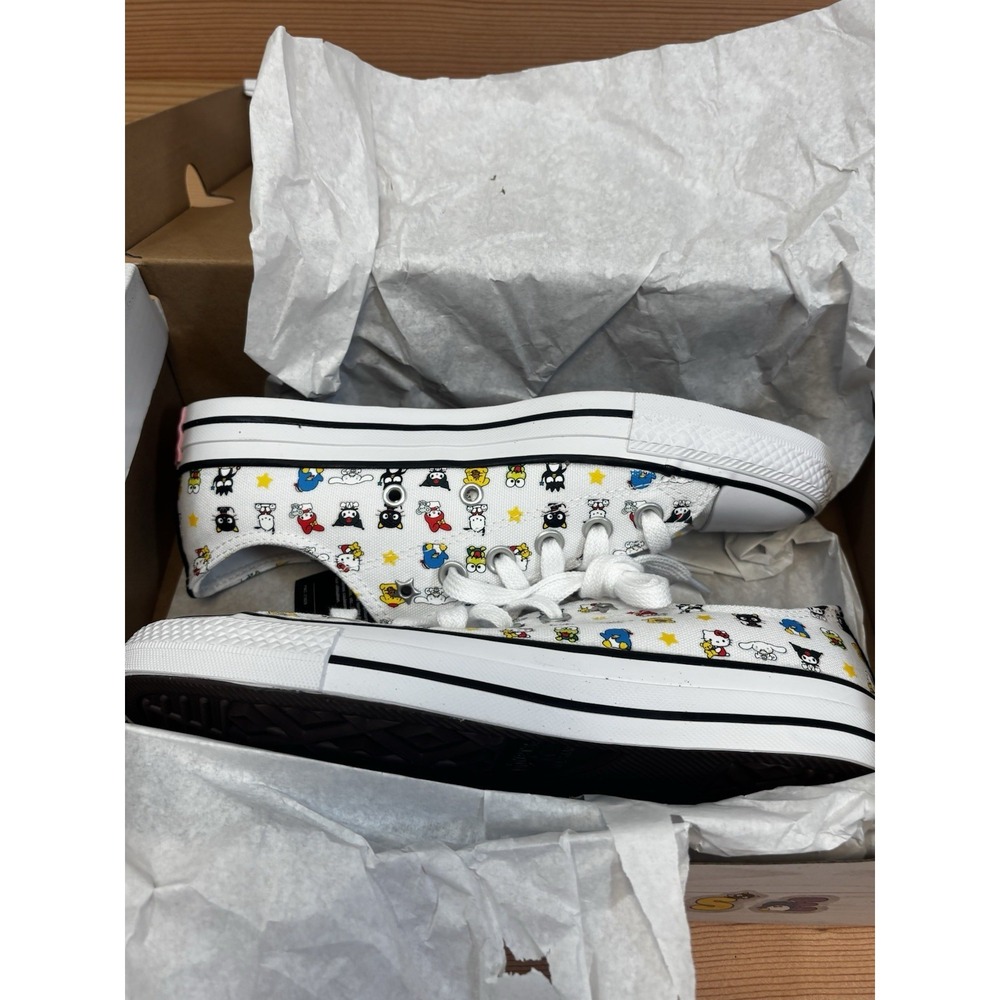 Converse HELLO KITTY And Friends Chuck Taylor White Low Sneakers Women's Sz 7.5 - Picture 3 of 7